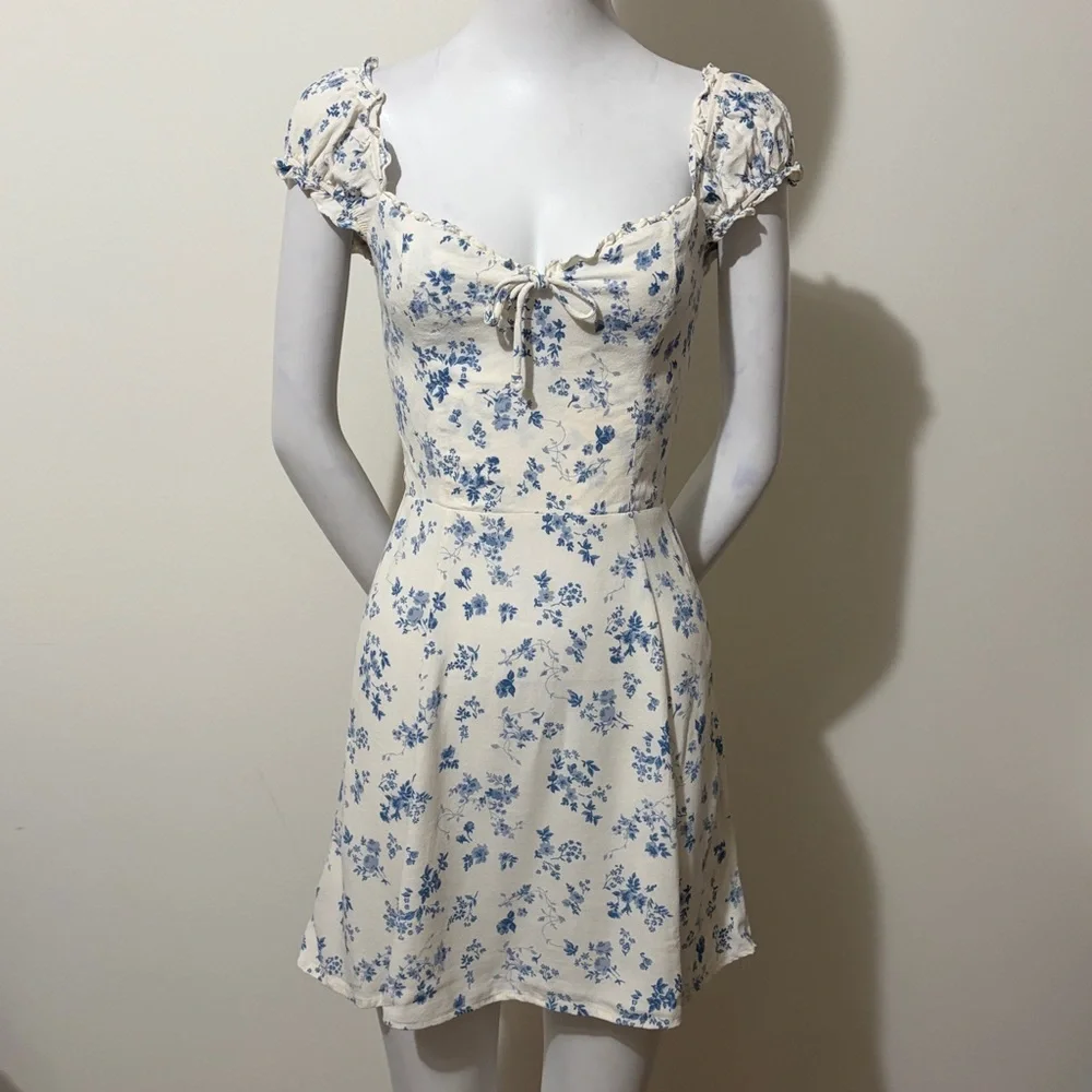 Reformation Pacey Cottagecore Dress in Lula Print Bohemian Size 2 - Picture 6 of 16